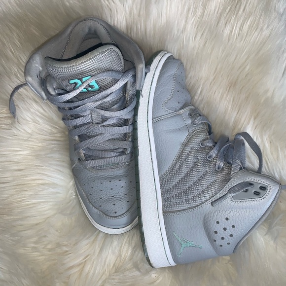 Air Jordans in good condition price firm - Picture 3 of 5